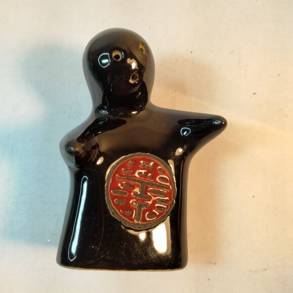 Hugging Salt Pepper Shakers Black Red Embracing Hugging Japanese Ying Yang Asia - Picture 10 of 16